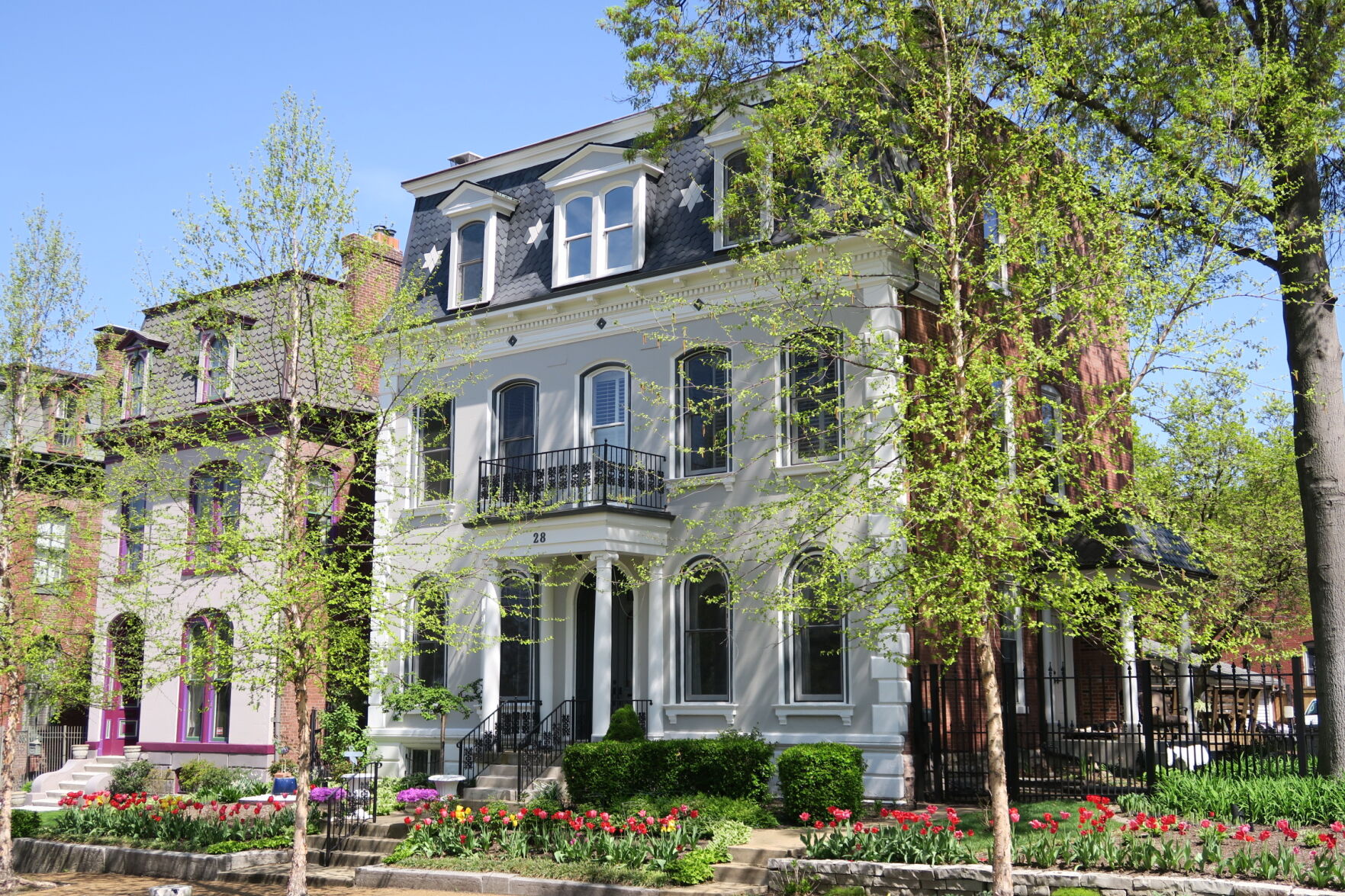 Lafayette Square photo by B. Bastian